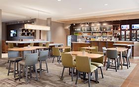 Courtyard By Marriott Boston Dedham/Westwood